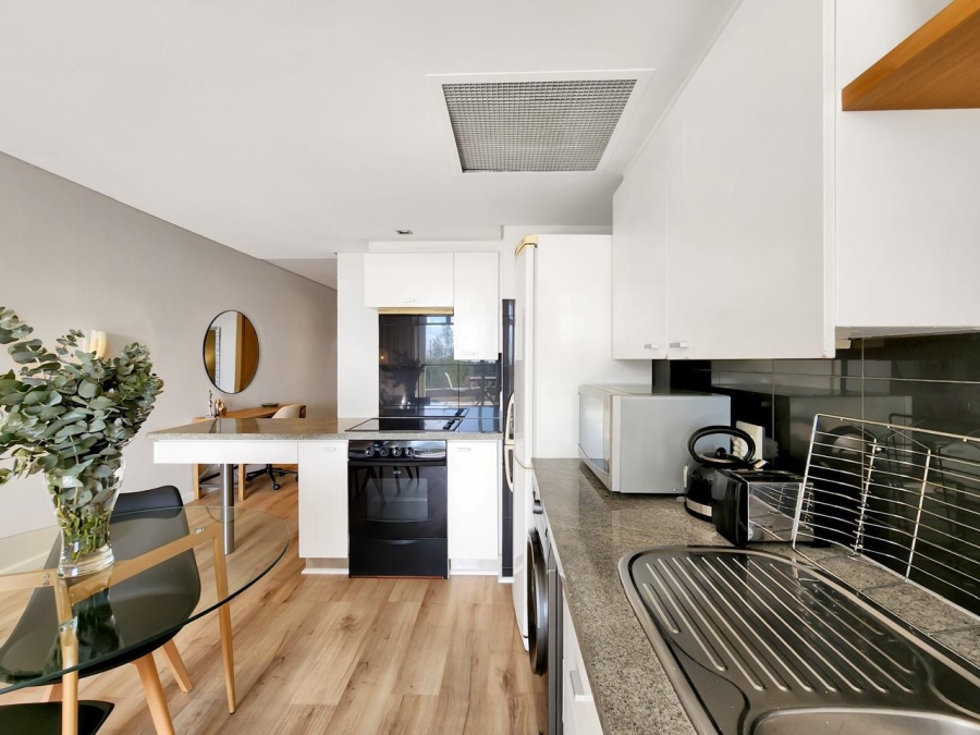 1 Bedroom Property for Sale in De Waterkant Western Cape